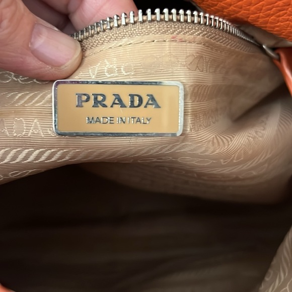Prada “rare” handbag - Picture 5 of 8
